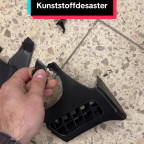 Spröder Kunststoff wohin das Auge reicht! #s210 #mercedes #mbbaureihende #vogelaugenahorn